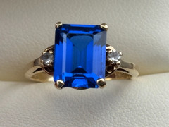 Vintage Kimberly 10K Gold, 3.7 ct Blue Tanzanite & Spinel Ring Size 6 – 2.7 gm