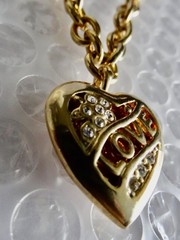 lOCKET LOVE ART BRACELET GOLD TONE RHINESTONE FANCY BLING RETRO JEWELRY neocurio
