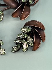 Vtg Austria Brooch Earrings Green Crystals Rhinestones Copper leaves
