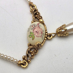 Vintage 1928 Porcelain Rose Faux Pearl Drop Necklace Gold Tone 16 in