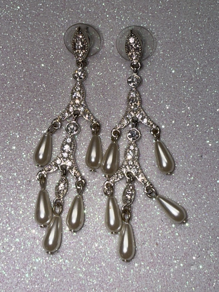 Signed Avon Elegant Pearl Rhinestone Drop Earrings Dangle VTG Statement Set Pair