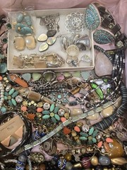 Beautiful Lot Of Estate Jewelry, Turquise, Teal & Green Many Signed