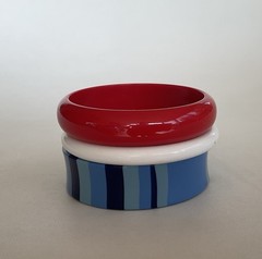 Vintage Lot 3 Chunky Bangles Red White Blue Stripes Lucite Plastic Mix Retro