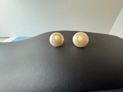 Vintage Signed NAPIER White Ball Round Shape Clip-On Earrings