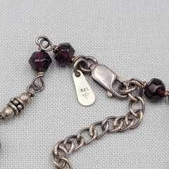 Vintage Silpada Dainty Sterling Silver Faceted Garnet Bead Necklace 16″-18″