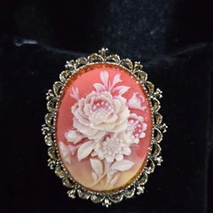 Signed Gerry’s Gold Tone Cameo Brooch with Floral Portrait & Roses | Vintage Ova