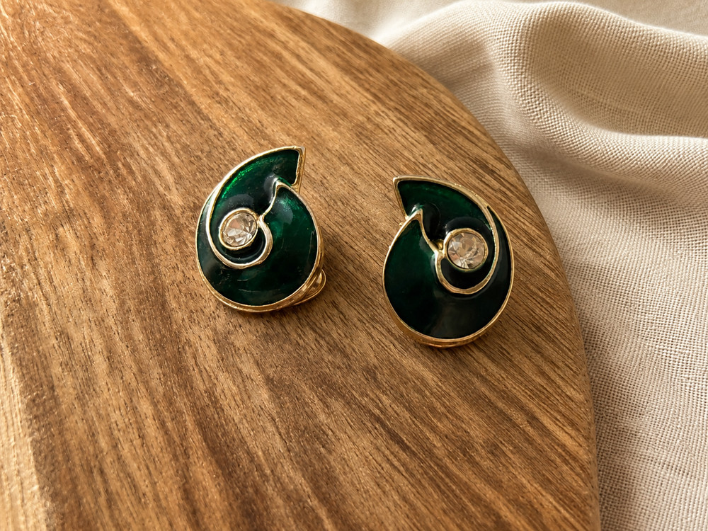 Vintage 1990s Green Enamel & Rhinestone Clip-On Earrings – Faux Bijoux