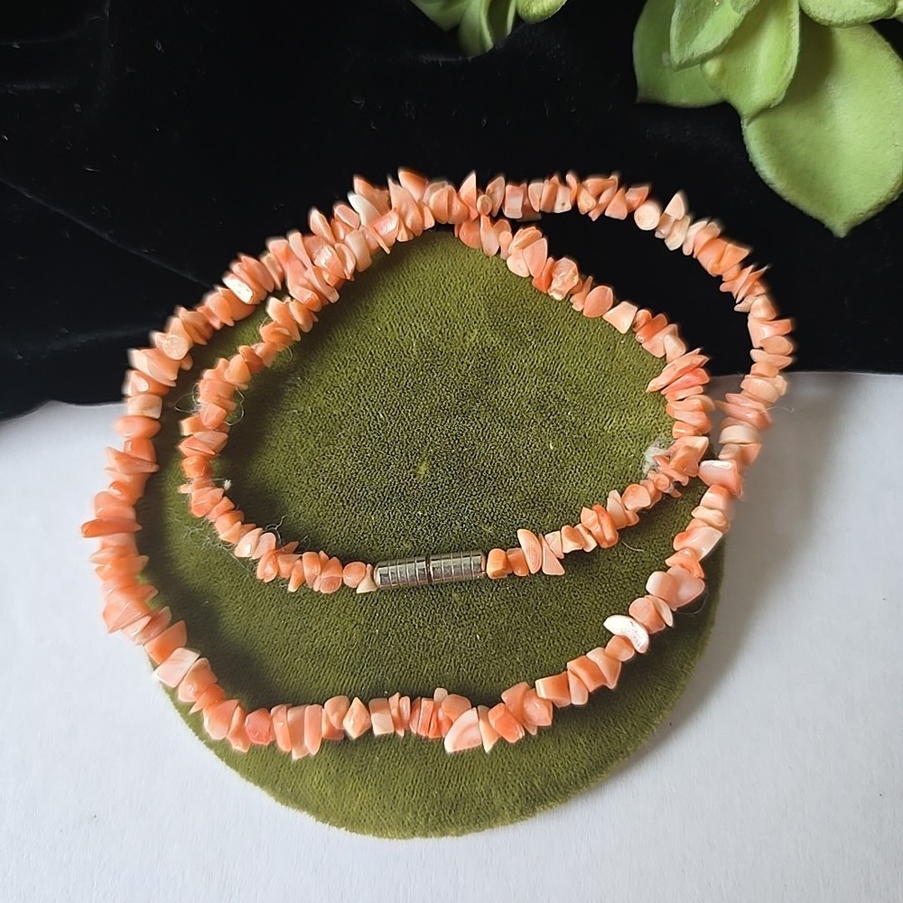 Vintage Angel Skin Coral Nuggets Choker Necklace 16″L