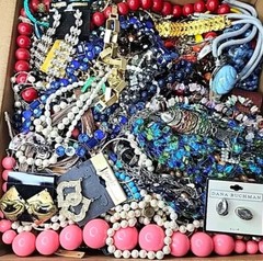 FREE SHIP 5 Pound Lb Unsearched Lot Jewelry VTG New Junk Art Craft Treasure Box