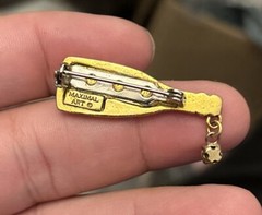 Vintage Maximal art Drink pin Wine Drinker Cute Small