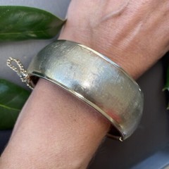 Vintage Bangle Bracelet Estate Jewelry Pre-Owned Textured Gold Plated Wash 7″