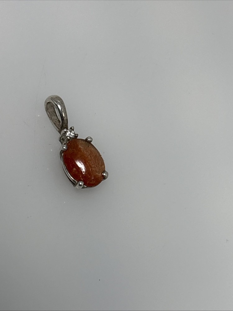 Vintage 925 Sterling Silver Oval Sunstone Pendant 7BB