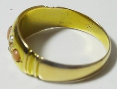 Antique Coral and Pearl 15 karat Gold Gypsy Ring