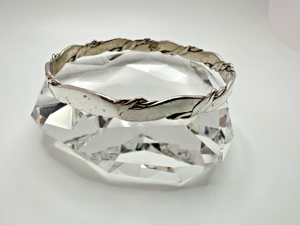 Vintage Silver Mexico Barb Wire Bangle 2 5/8” X 7mm JB23