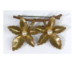Vintage Edwardian Trombone Clasp Double Flower Brooch Pearl Center Gold Tone