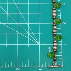 VTG 925 Green Teardrop Crystal and Pearl Bracelet 7in Sterling Silver 7g Toggle