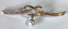 Lot of 3 Vintage Brushed Gold-tone White Rhinestone Brooches
