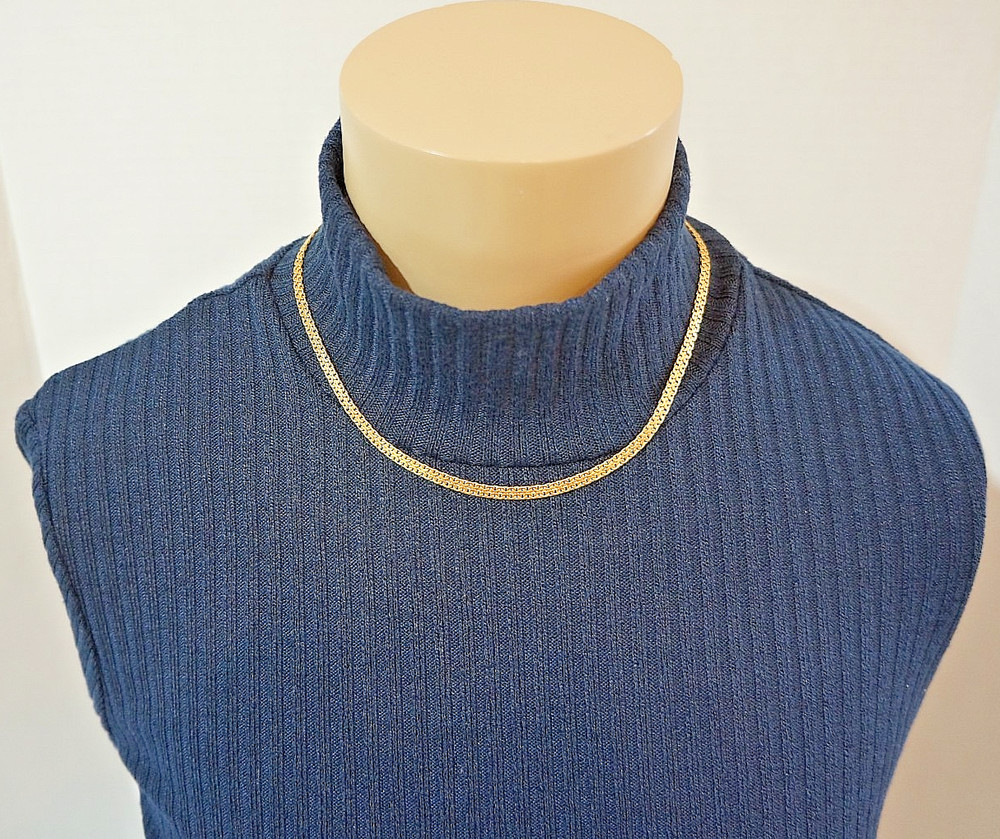 Vintage Monet Signed Gold Tone Flat Bismarck Mesh Chain Necklace 15.5″ Choker