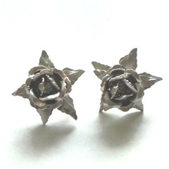 Bugbee & Niles Silver-Tone Rose Stud Screw-Back Earring Vintage Style Jewelry