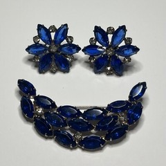 Vintage Unsigned Royal Blue Glass and Rhinestone Brooch and Earring Set
