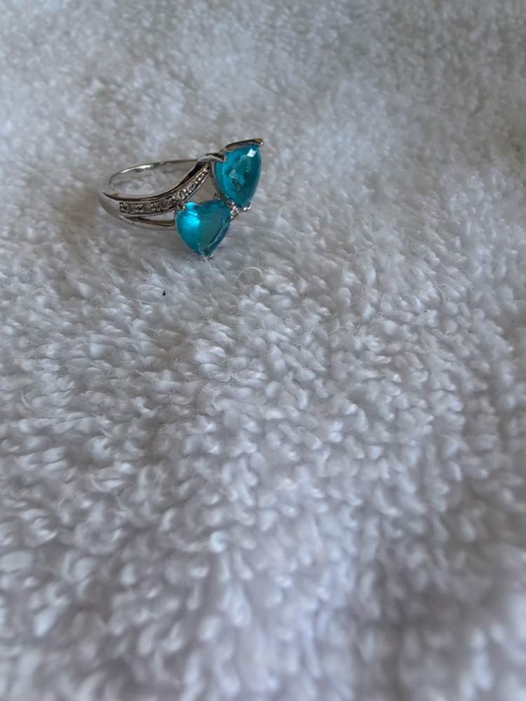 BLUE HEART STONES DIAMOND ACCENT 925 STAMPED PLATED ring size 8