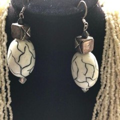 Jewelry chunky vintage beaded ivory orange Necklace and Earrings Set