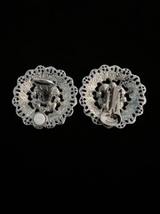 Vtg Silvertone Lace w/Inset Rhinestones Multi Level Clip On Earrings Faux Pearl