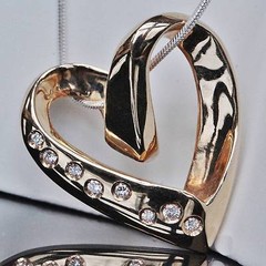 14k yellow gold slide pendant heavy 0.17ct natural diamond open heart 7.4gr