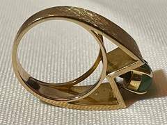 Vintage 14k Yellow Gold Nephrite Mid Century Ring Size 3.75 Weighs 6 Grams