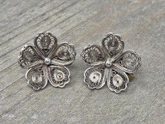 Sterling Silver Filigree Flower Screw-back Earrings Studs Vintage Dainty .75″
