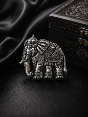 Vintage Elephant Lapel Pin for Men | Antique Silver Elephant Brooch | Royal Suit