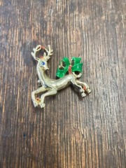 Vintage Gold Tone Christmas Holiday Reindeer Pin Brooch