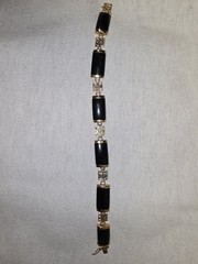 Vintage 14K Yellow Gold Black Onyx Chinese Fortune Good Luck Bracelet