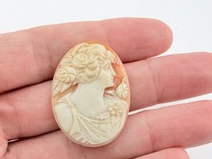 Vintage Loose Hand Carved Shell Cameo Woman Flowers in Hair 1.25 Inch x 1 In 5g