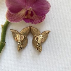 Vintage Crown Trifari Brushed Gold-tone Leaf Clip-on Earrings