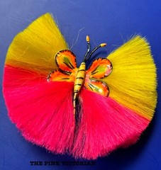 RARE SIGNED HATTIE CARNEGIE HOT PINK & YELLOW DYNEL BUTTERFLY PIN BROOCH💛💕