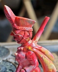 Vintage Plastic Novelty Pin Marching Soldier 1940s 1950s