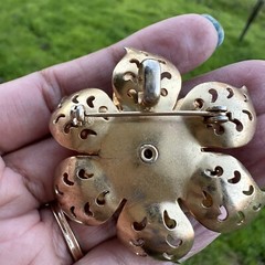 VTG Coro Pendant Brooch Pin 2.125 Inch Tiered Flower Clear Blue Crystals Gold