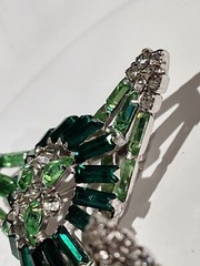 Juliana D&E Delizza Elster GREEN Art Deco Triangular Brooch Pin Earrings Set