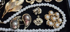 Goldtone Faux Pearl Jewelry Lot Trifari Japan Signed Pieces Brooch Earrings E30