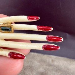 Vintage Hand Brooch Plastic Ring Watch READ