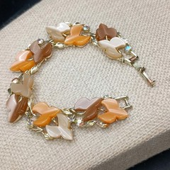 THERMOSET PLASTIC Bracelet Vintage Molded Leaf Gold Tone Fall AB Crystal 7 in