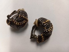 Vintage Domed Y2K 1980-1990’s Design Era Imitation Clip-On Earrings BlendJewelry