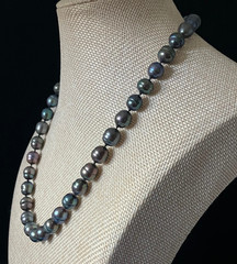 Pearl Necklace Hand Knotted Beads Oil Slick Peacock 9-10mm 925 Clasp 18″