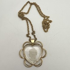 Vintage Intaglio Cameo Heart Pendant Gold Tone Necklace 23”