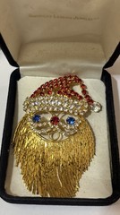 Santa Claus Rhinestone & Fringe Christmas Brooch Pin Beard & Hat Move Vintage