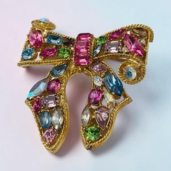 Vintage Unsigned Hollycraft 1957 Style Bow Brooch Pin Multi Color Rhinestone Pas