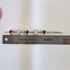 925 Sterling Silver Mother of Pearl Link Bracelet Garnet Flower Charm 7.5in
