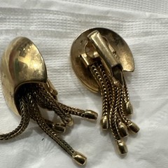 7 pcs Mixed Lot Women’s Clip-On & Screwback Earrings Metal & Faux Pearl