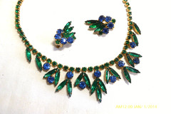 RARE VINTAGE JULIANA D&E BLUE & GREEN MARQUISE RHINESTONE NECKLACE EARRINGS SET